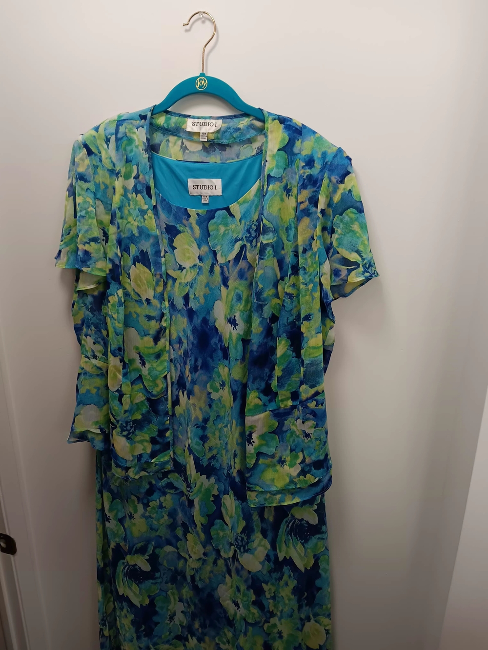Studio I Teal, Blue & Green Floral Sleeveless Dress With Matching Jacket